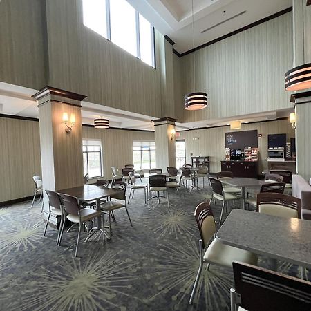 Holiday Inn Express & Suites Morton Peoria Area By Ihg Exterior photo