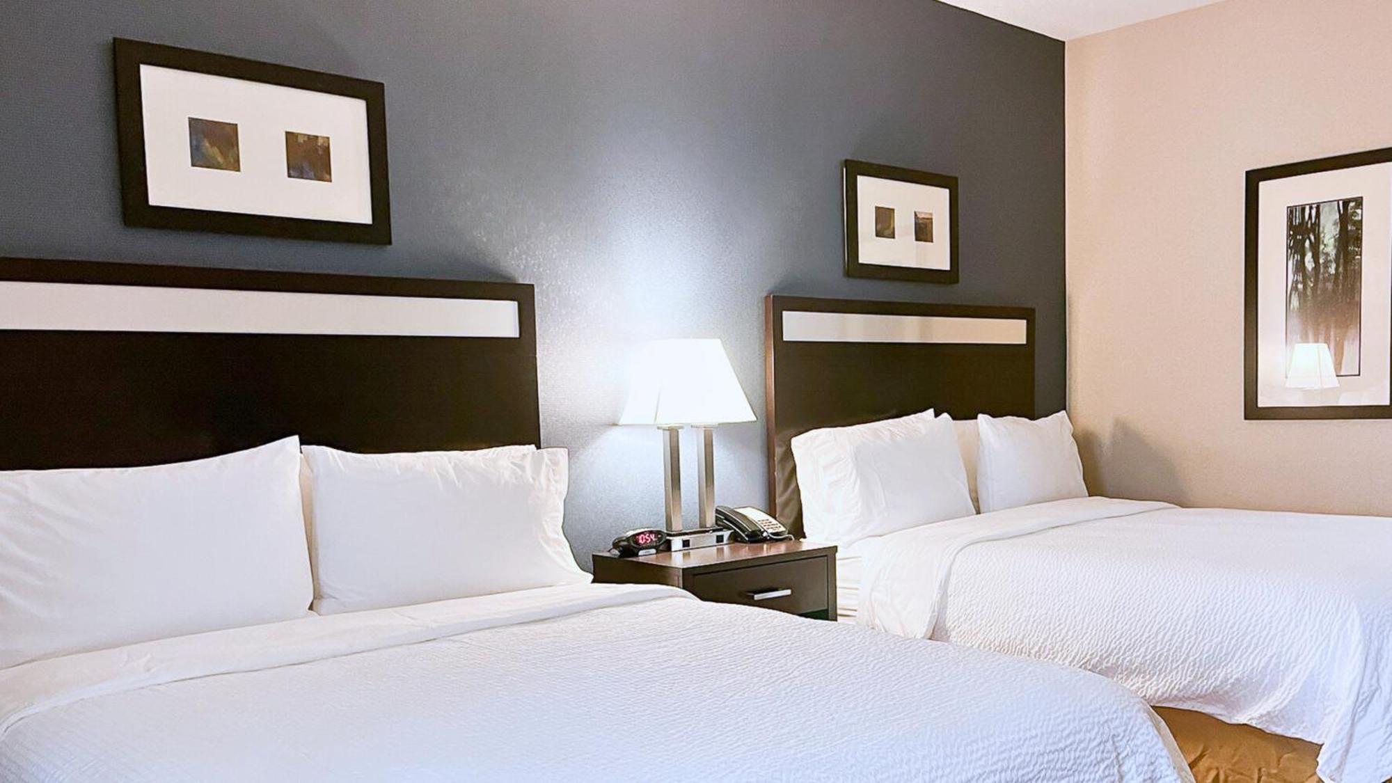 Holiday Inn Express & Suites Morton Peoria Area By Ihg Exterior photo